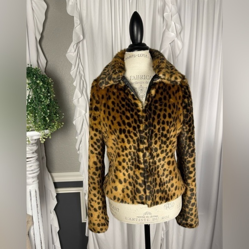 By The Way Leopard Print Faux Fur Jacket. Size Small